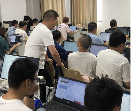 走進黑馬的一天 Python大數據第八期技術交流全記錄